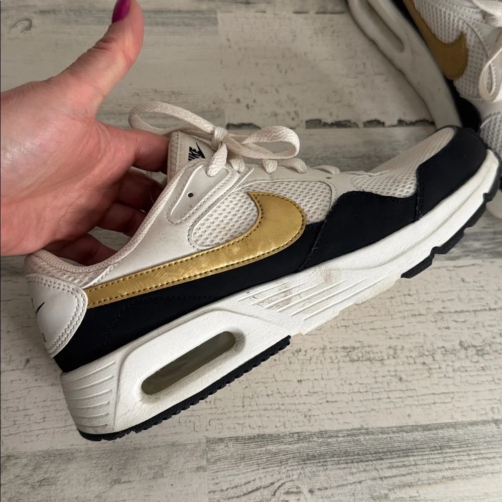 Nike Air Max SC White and‎ Gold Shoes 9.5